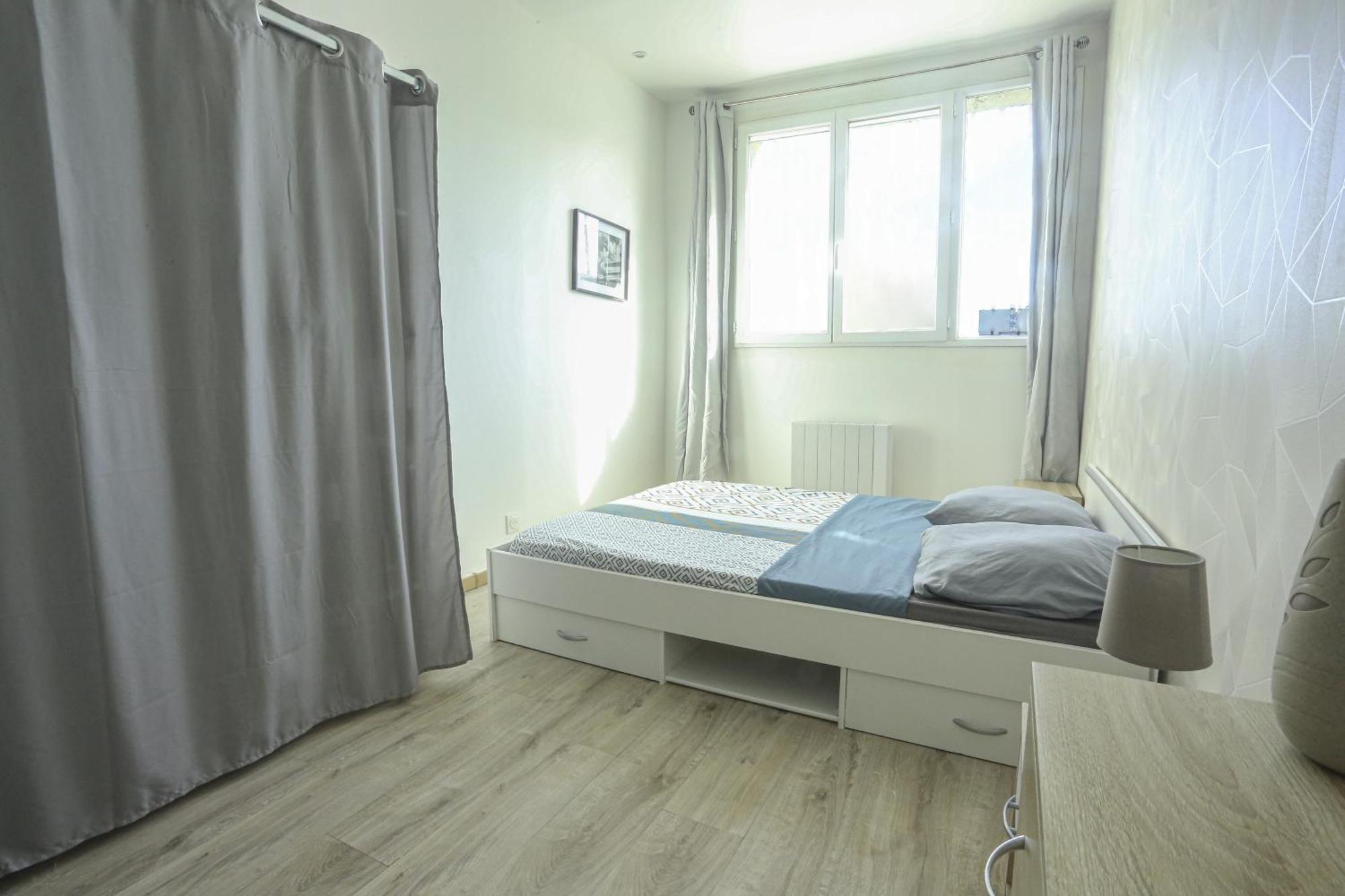 Elegant Appartement Bord De Seine مونتراو-فاولت-يون المظهر الخارجي الصورة